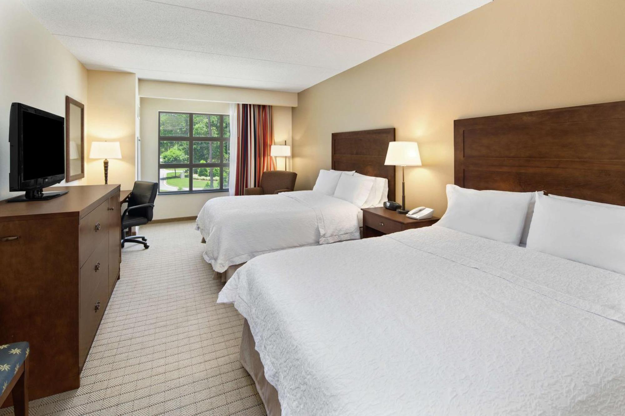 Hampton Inn Columbus/South-Fort Benning Экстерьер фото