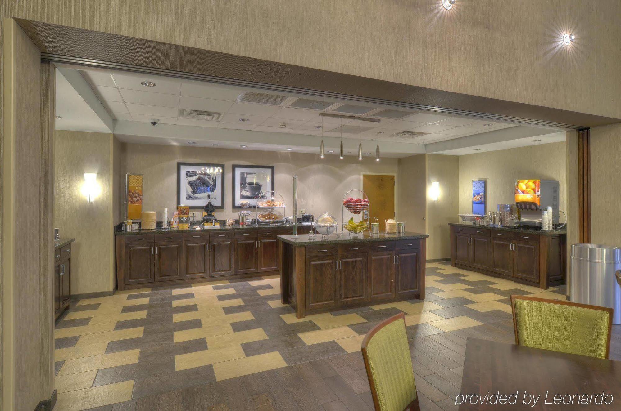 Hampton Inn Columbus/South-Fort Benning Экстерьер фото